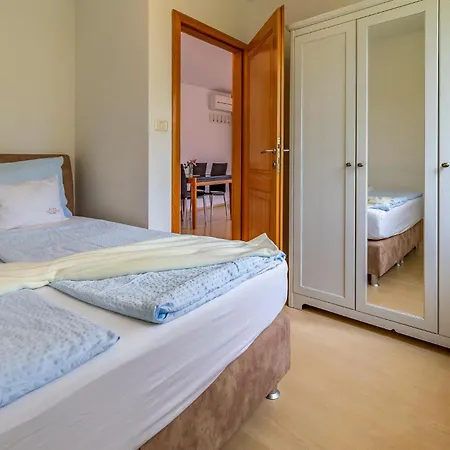 Amazing In With Sauna *