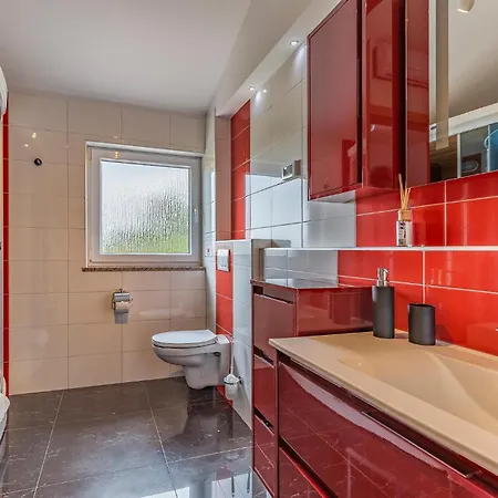 Holiday home 8 Bedroom Lovely In Pula