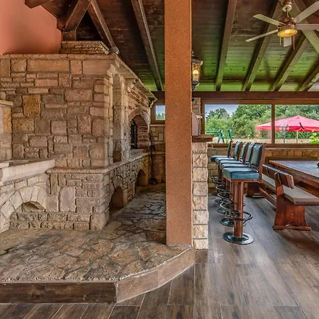 Amazing In With Sauna Casa vacanze Pola