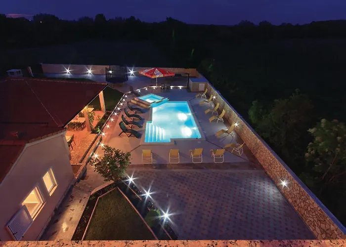 Amazing In With Sauna Vikendica