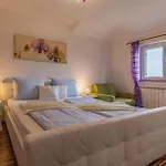 Lovely Home In Pula With Sauna Holiday home *
