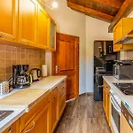 Lovely Home In Pula With Sauna * Pula